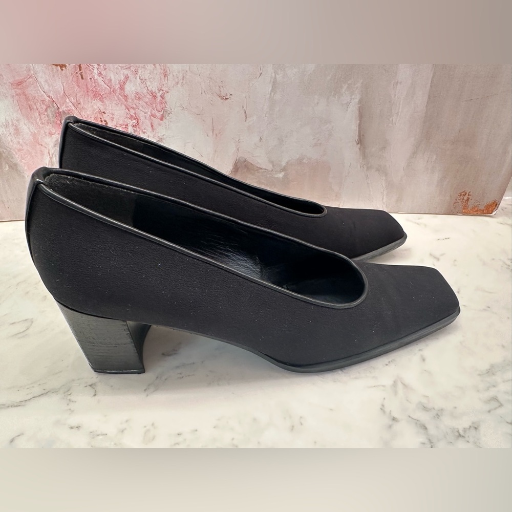 Stuart Weitzman Black Gore-Tex Rainaway Pumps Block Heel Women’s 8AAA Square Toe - Picture 6 of 10